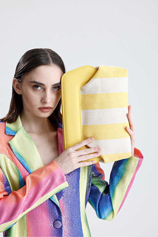 Heybes Kadın Sarı Çizgi Desenli Kanvas Clutch El Çantası
