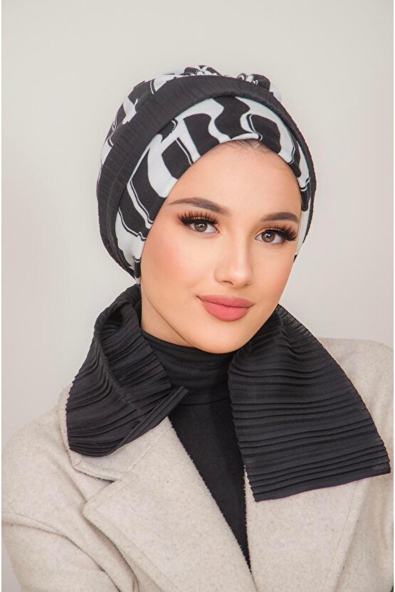 Siyah Beyaz Piliseli Fularlı Bone