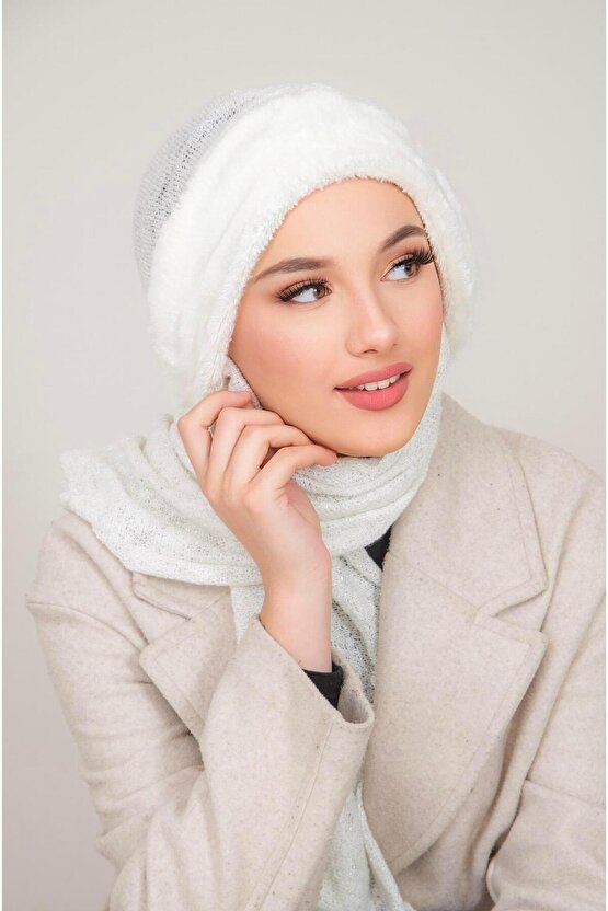 Beyaz Triko Kürklü Kelebek Bone Şal