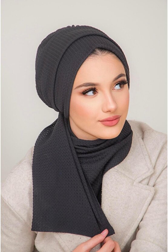 Siyah Triko Atkılı Tesettür Bone