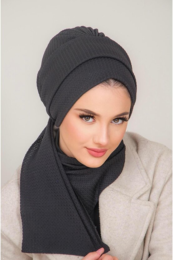 Siyah Triko Atkılı Tesettür Bone