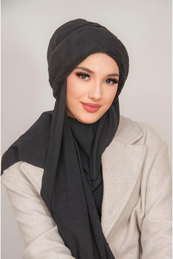 Siyah Kürklü Kelebek Bone Şal