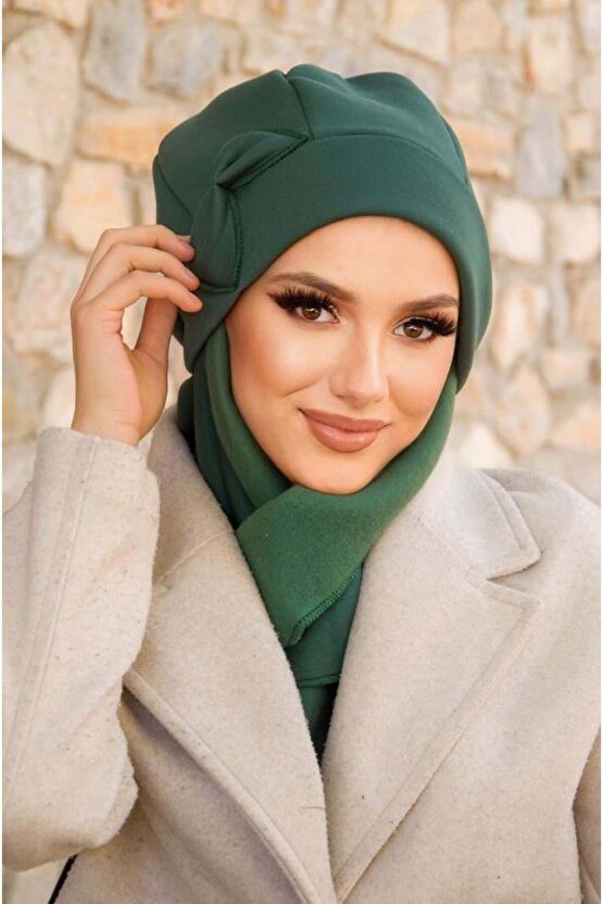 Zümrüt Yeşili Fiyonklu Tesettür Bere