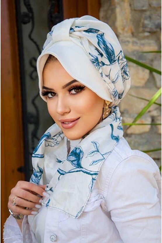 Beyaz Lacivert Yaprak Şapkalı Bone