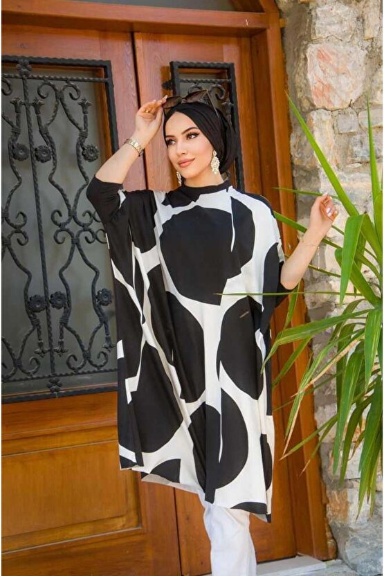 Siyah Beyaz Oversize Tesettür Tunik