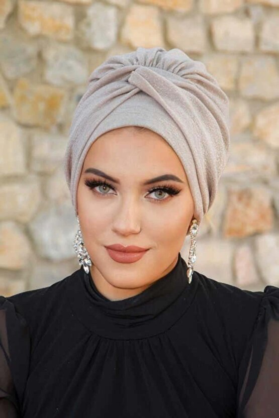 İnci Pudrası Işıltılı Burgu Detaylı Bone