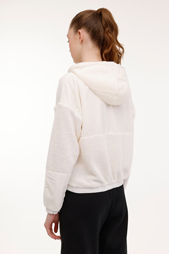 WL LAYA 6HK100 4PR Ekru Kadın Mont