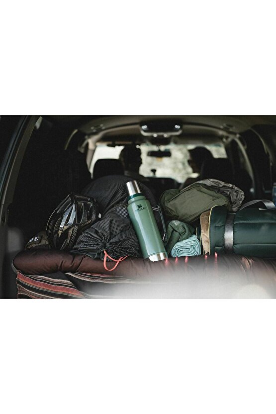 The Legendary Classic Bottle 1.9L  2.0QT