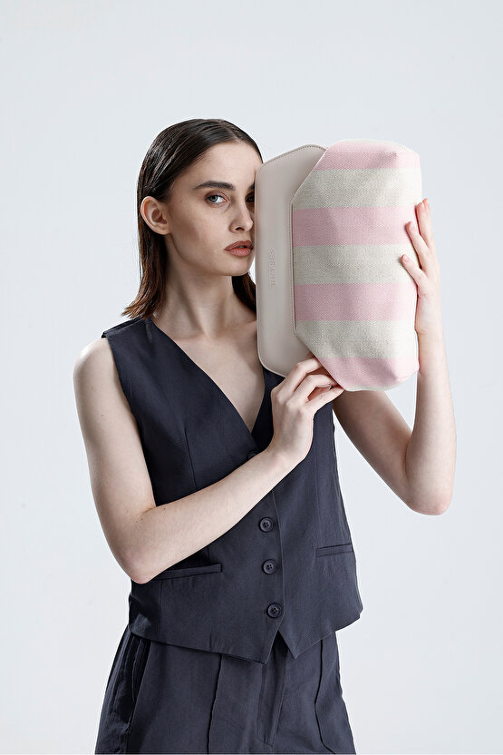 Heybes Kadın Pembe Çizgi Desenli Kanvas Clutch El Çantası