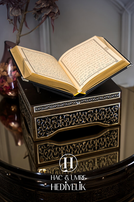 Kutulu Kuran, Kuranı Kerim, Hediyelik Kuran, 925 Gümüş İşlemeli Masif Ahşap Kutu ve Kuranı Kerim Set