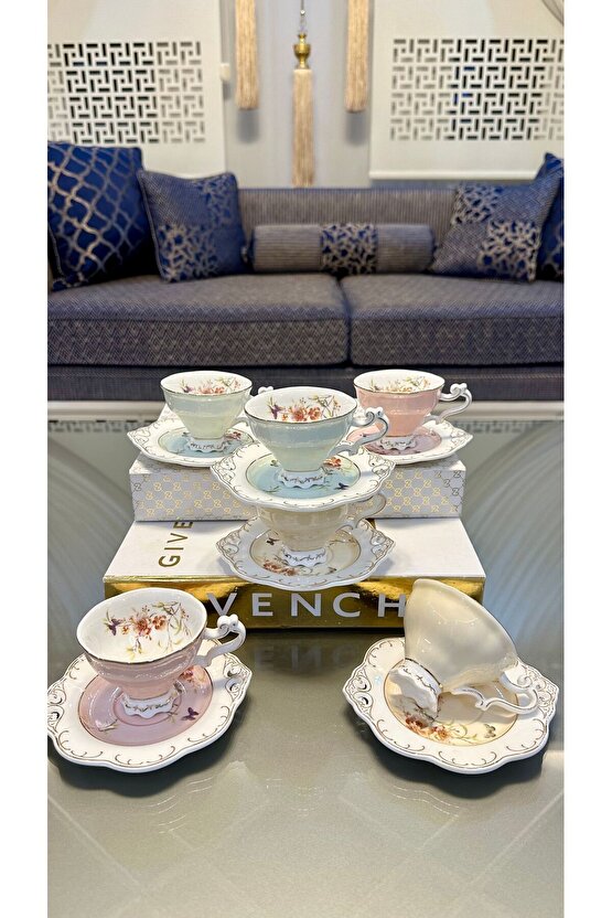 KOSOVA Ayaklı Renkli Güllü Kahve Fincan Takımı