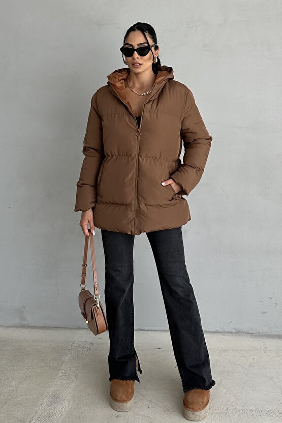 Kadın Kahverengi Kapüşonlu Şişme Mont