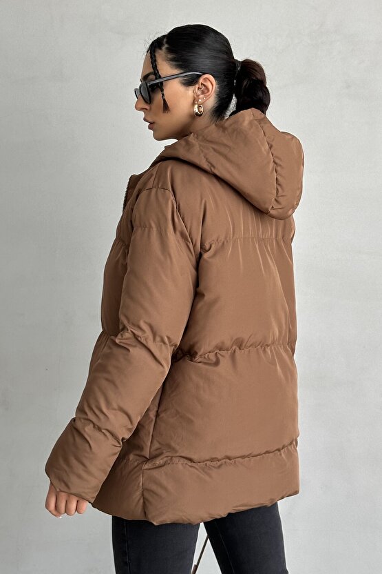 Kadın Kahverengi Kapüşonlu Şişme Mont