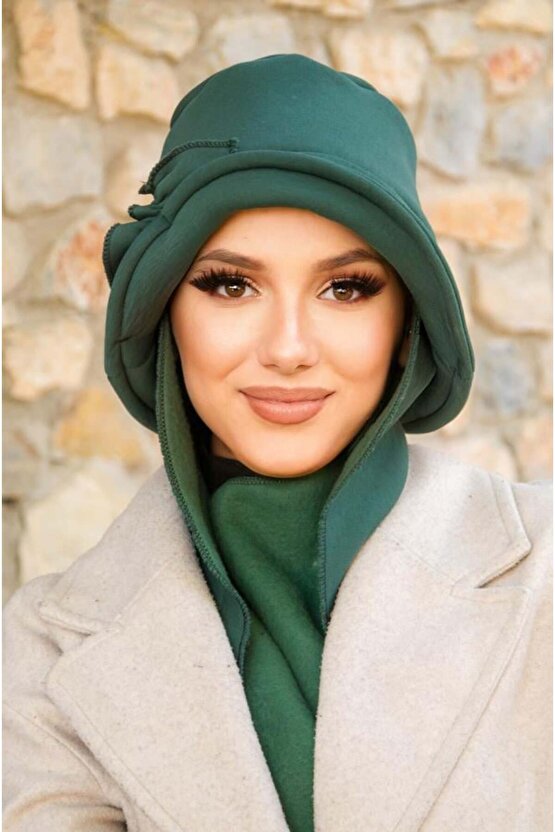 Zümrüt Yeşili Aksesuarlı Vintage Şapka