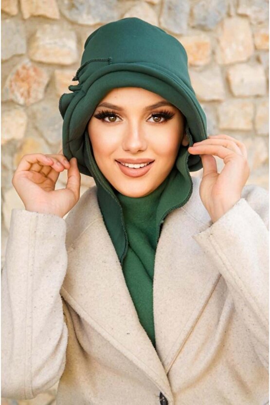 Zümrüt Yeşili Aksesuarlı Vintage Şapka