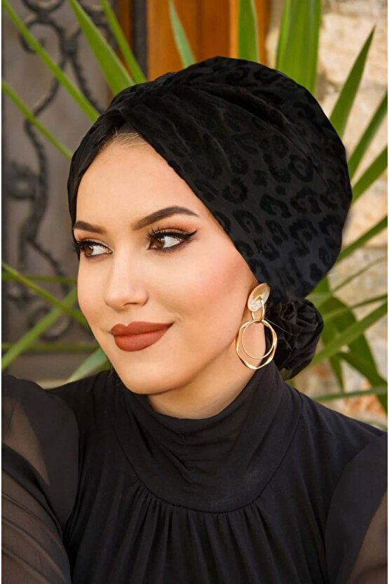 Siyah Desen Tül Tokalı Bone