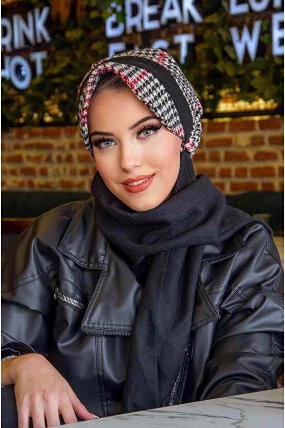 Siyah Kırmızı Kazayağı Desen Tesettür Şapka