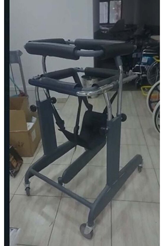 Yetişkin Engelli Egzersiz Yürüteçi