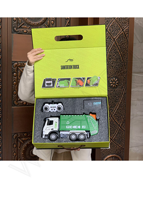 Oyuncak 2.4GHz Full Fonksiyon Uzaktan Kumandalı 1:12 Ölçek Işıklı ve Sesli Şarjlı Çöp Arabası