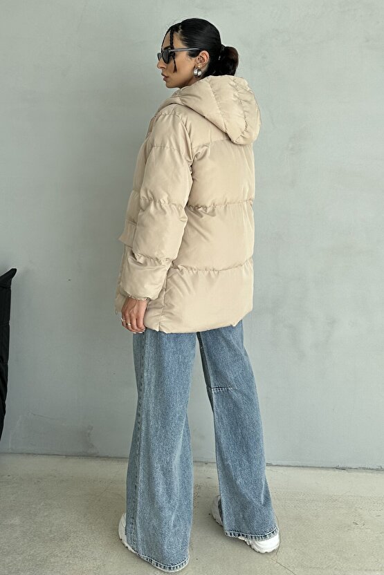Kapüşonlu Oversize Kadın Şişme Mont - 4 Cep Detaylı, Bej