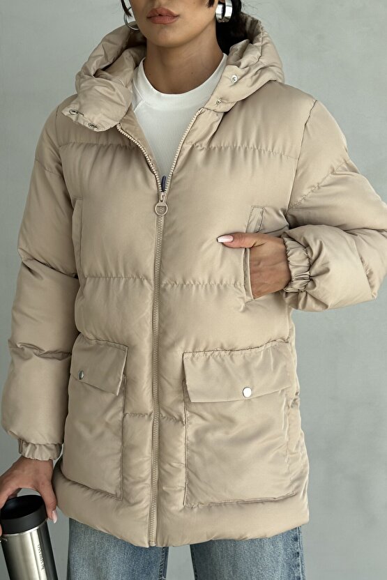 Kapüşonlu Oversize Kadın Şişme Mont - 4 Cep Detaylı, Bej