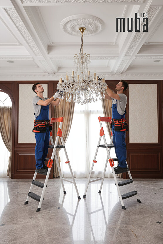 Merdiven 4+1 Geniş Basamaklı Merdiven Kolay Taşınır Merdiven Ergonomik Tasarım Extra