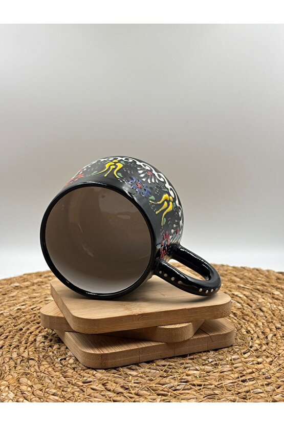 2 Adet Kabartma Desenli El Yapımı Seramik Kupa