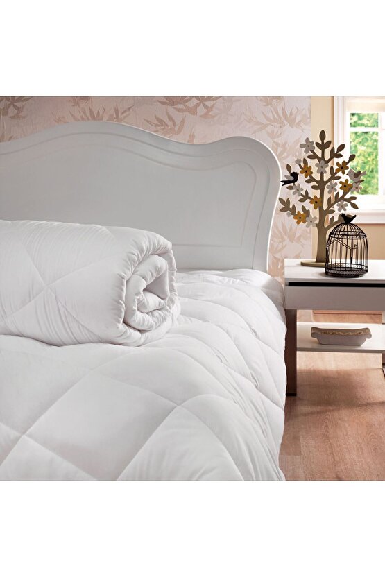 By Taç Yorgan Microfiber Çift Kişilik