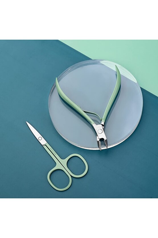 16 Parça Profesyonel Çelik Paslanmaz Deri Çantalı Manikür Pedikür Tırnak Yüz Bakım Seti- Yeşil