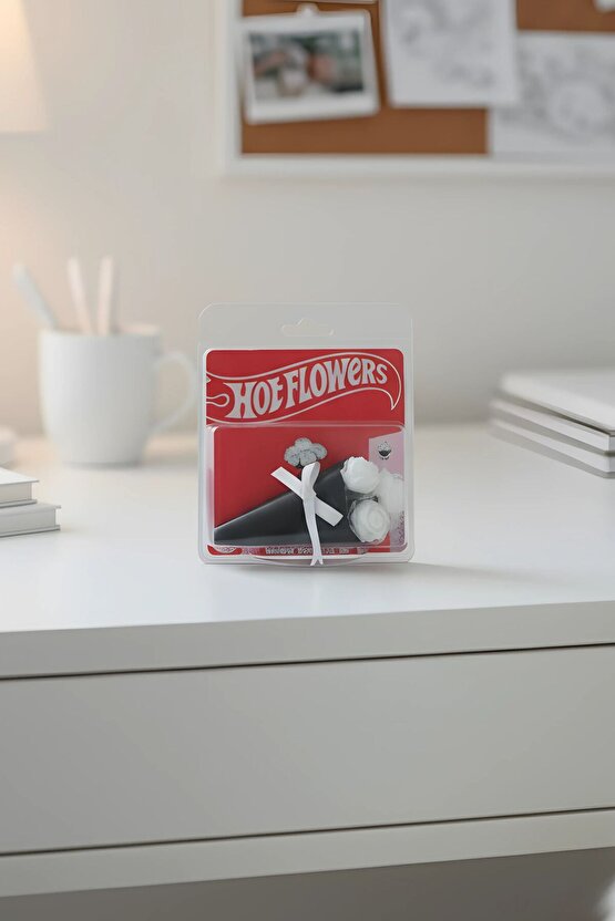 Hot Flowers Tasarım Beyaz Gül Buketi Sevgiliye Özel Hediye Love Flowers Koleksiyonluk Minik Buket