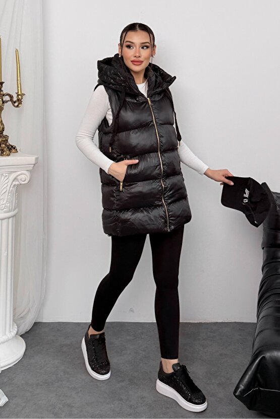 Kadın Uzun Siyah Kapüşonlu Şişme Yelek – Astronot Yaka, Su Geçirmez, Oversize