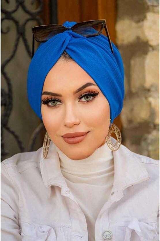 Saks Mavi Hazır Burgu Düğüm Bone