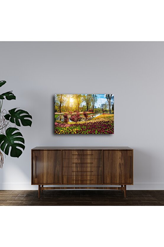 Bahar Ağaçlı Manzara Cam Tablo