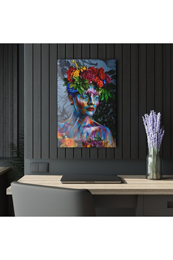 Çiçekli Kadın Cam Tablo Duvar Dekoru