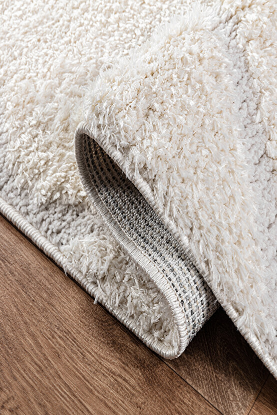 MACRO B109 Beyaz Kolay Kullanım Hav Toz Vermez Yumuşak Dokulu Uzun Tüylü Modern Shaggy Halı