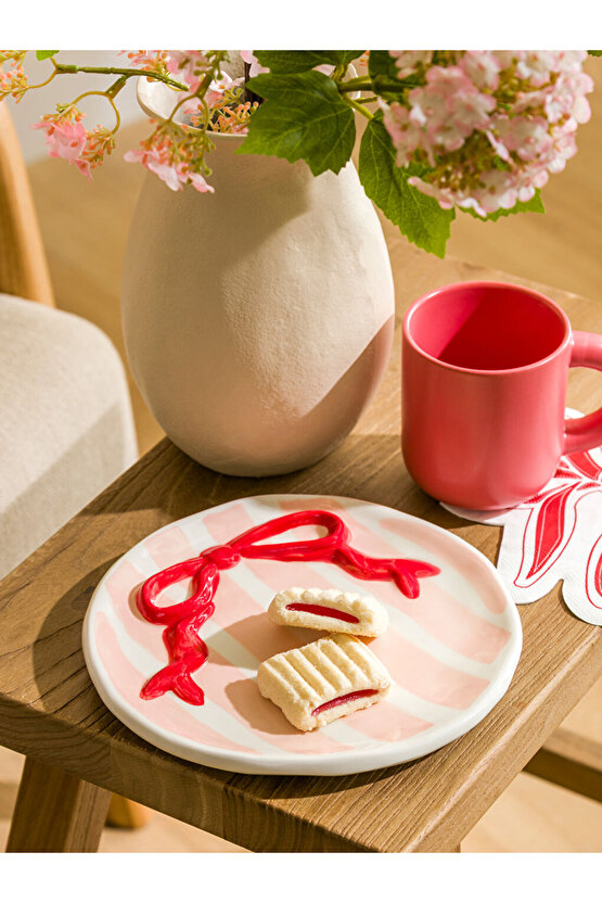 LCW HOME Karışık Fiyonk Figürlü Seramik Pasta Tabağı 18 Cm