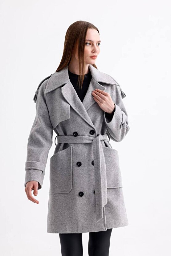 Kuşaklı Düğmeli Kaşe Kaban