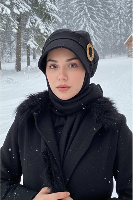 Siyah Gold Tokalı Tesettür Şapka