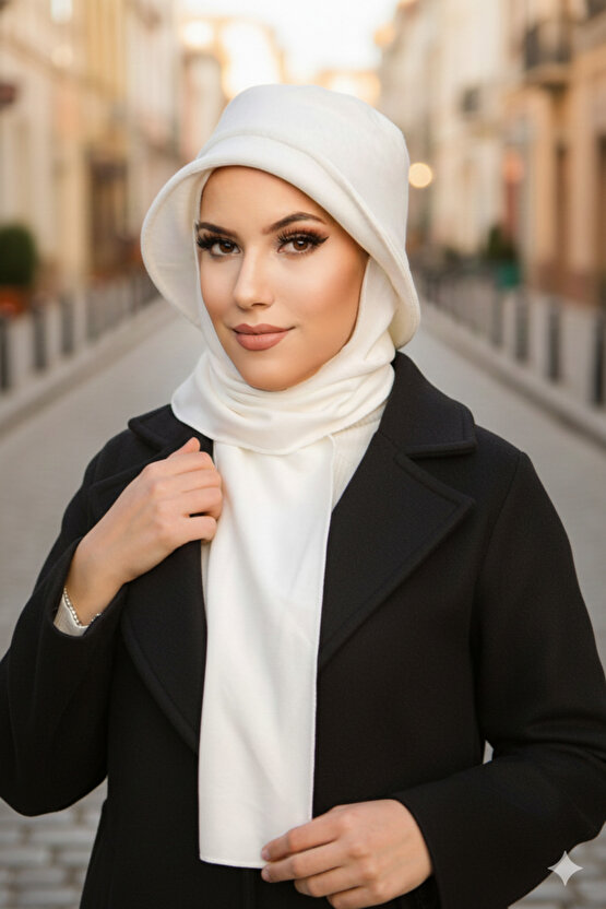 Beyaz Atkılı Vintage Şapka