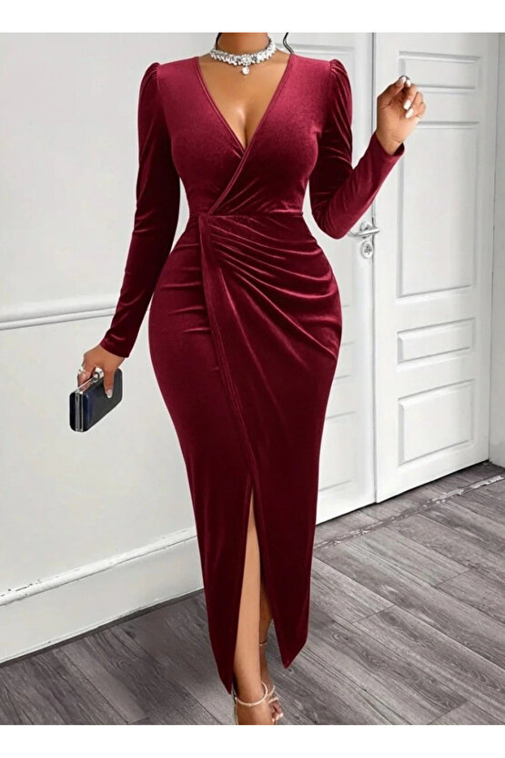 Kadın Uzun Kollu Kruvaze Yaka önünden çapraz Detaylı Uzun Kadife Elbise