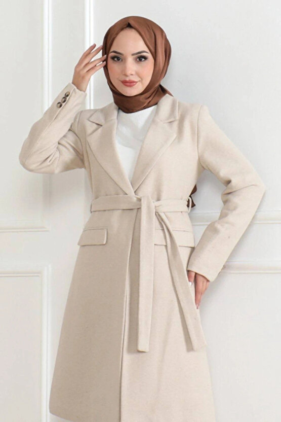Kaşe Kaban – Uzun Boy Kruvaze Yaka, Kuşaklı Tesettür Kışlık Kaban, Astarlı Şık Yünlü Dokuma Oversize
