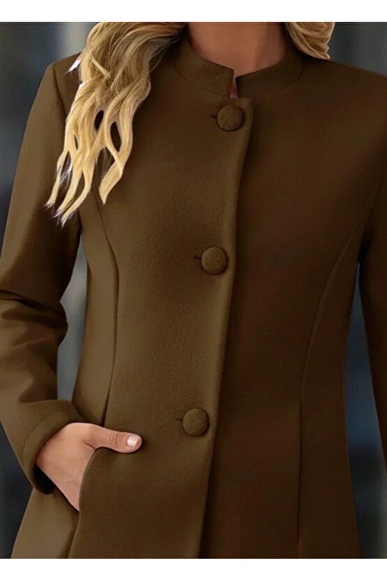 Kadın Uzun Kollu Hakim Yakalı önden Düğmeli Cep Detaylı Kısa Taba Kaşe Kaban