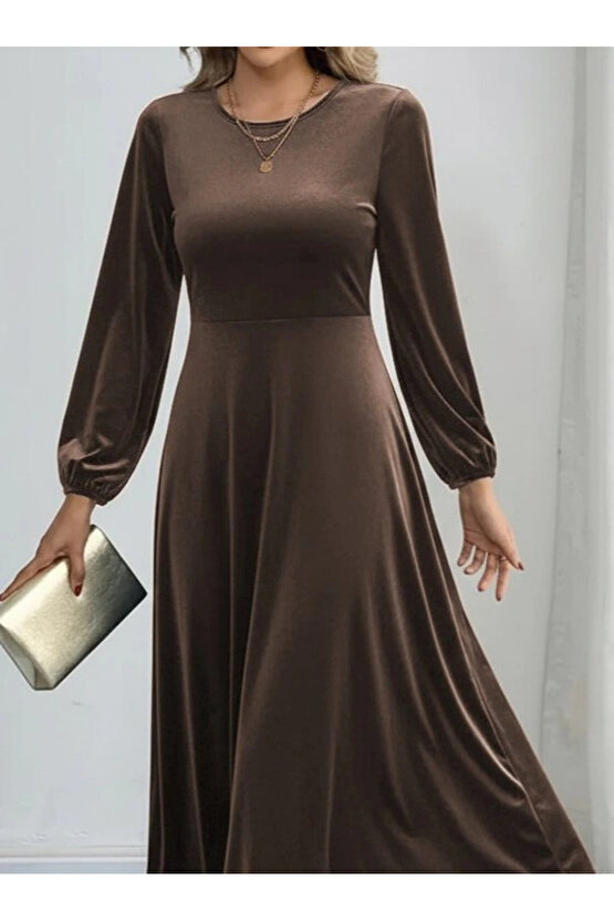 Kadın Uzun Kollu Bisiklet Yaka Midi Kadife Elbise