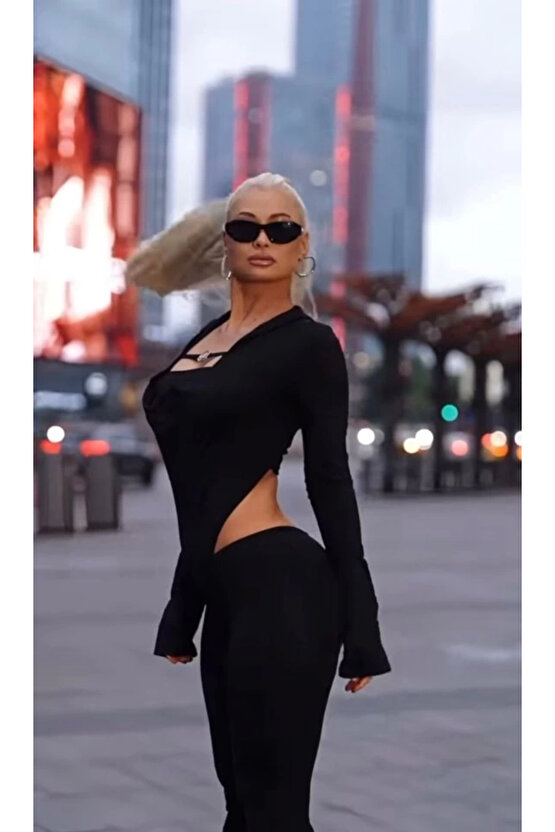 Kadın Uzun Kollu Kare Yaka Toka Ve Bel Dekoltesi Detaylı Tulum Tulum