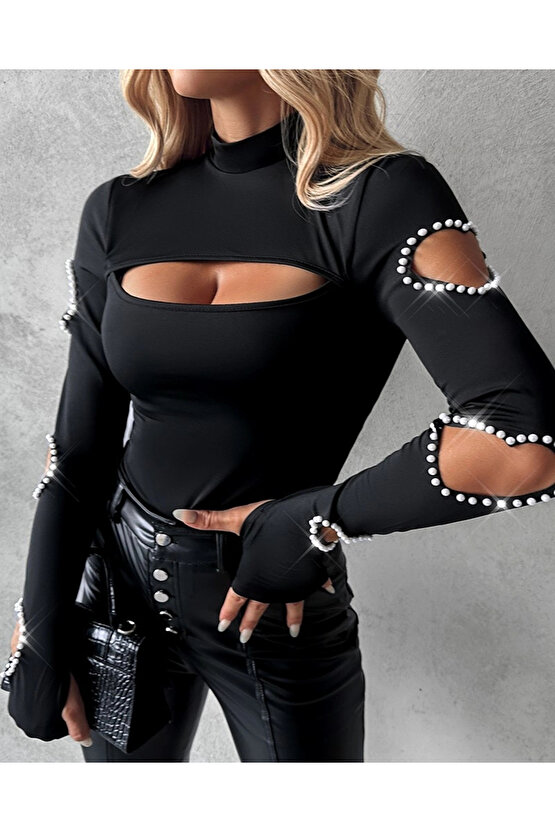 Kadın Uzun Kollu Yarı Balıkçı Yaka Pencere Detaylı Kolları Kalp Desen Taşlı Viskon Bluz