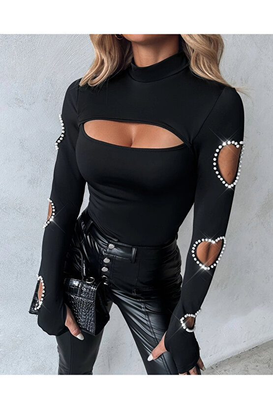 Kadın Uzun Kollu Yarı Balıkçı Yaka Pencere Detaylı Kolları Kalp Desen Taşlı Viskon Bluz