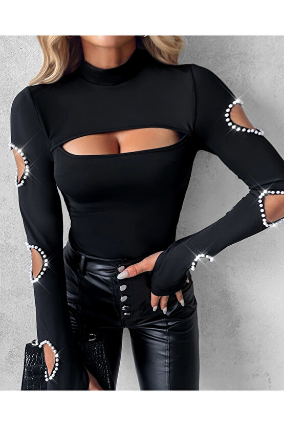 Kadın Uzun Kollu Yarı Balıkçı Yaka Pencere Detaylı Kolları Kalp Desen Taşlı Viskon Bluz