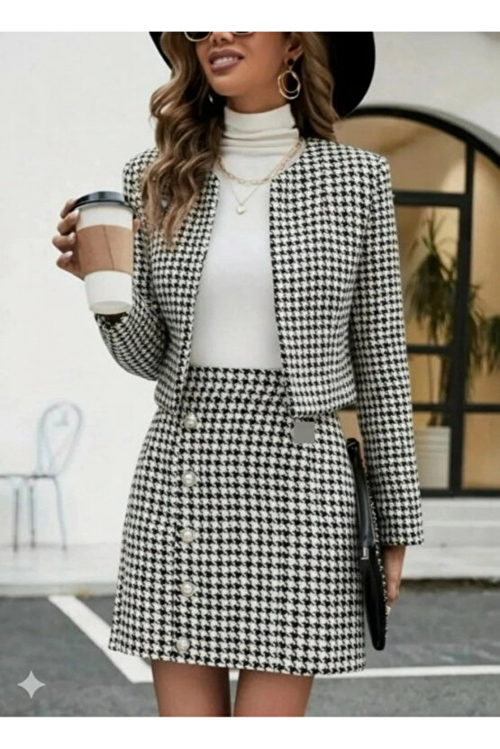 Kadın Uzun Kollu önü Açık Dokuma Ceket Ve Mini Etek Ikili Takım