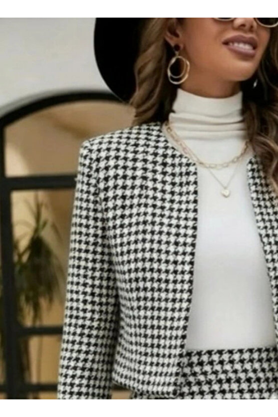 Kadın Uzun Kollu önü Açık Dokuma Ceket Ve Mini Etek Ikili Takım