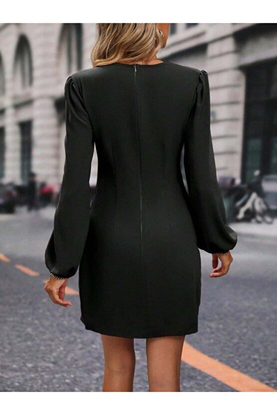 Kadın Uzun Kollu Kruvaze Yakalı Yanlardan Büzgü Detaylı Ithal Krep Kısa Elbise